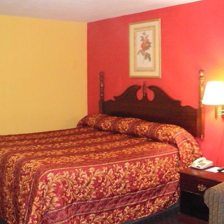 Sunrise Inn - Brownsville מראה חיצוני תמונה