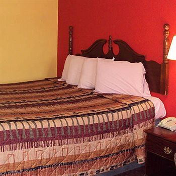 Sunrise Inn - Brownsville מראה חיצוני תמונה