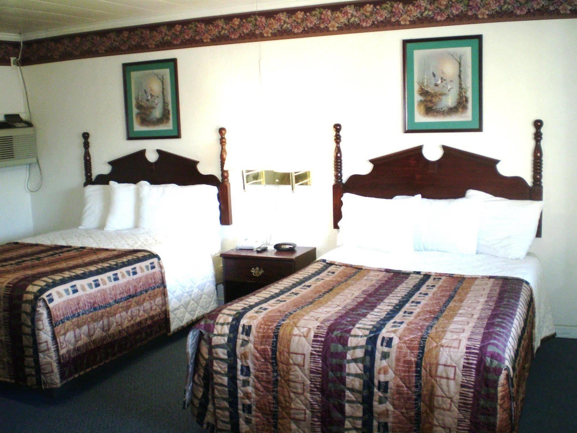 Sunrise Inn - Brownsville מראה חיצוני תמונה