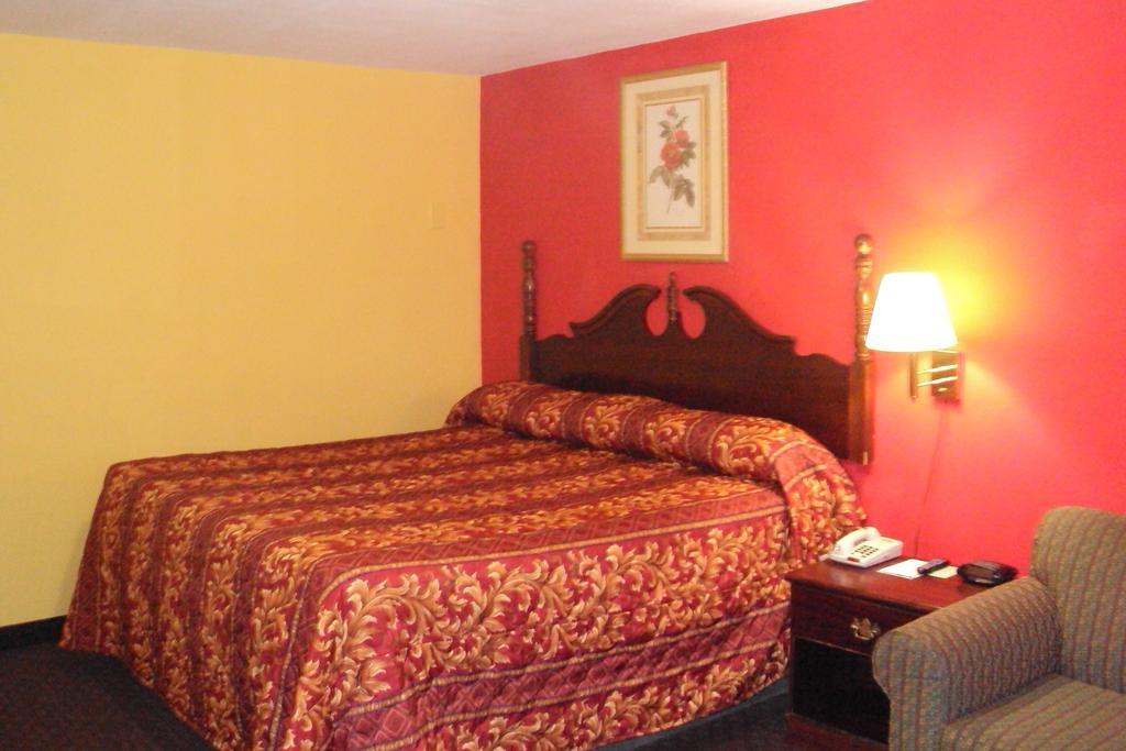 Sunrise Inn - Brownsville מראה חיצוני תמונה